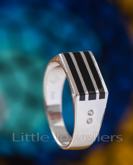 silver stripped male ring