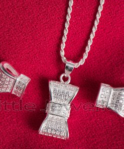 A cute & neatly crafted bow tie silver necklace set