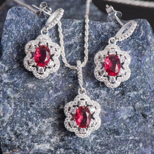A timeless & classic red sterling silver necklace set