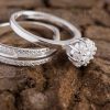 An enchanting double engagement ring