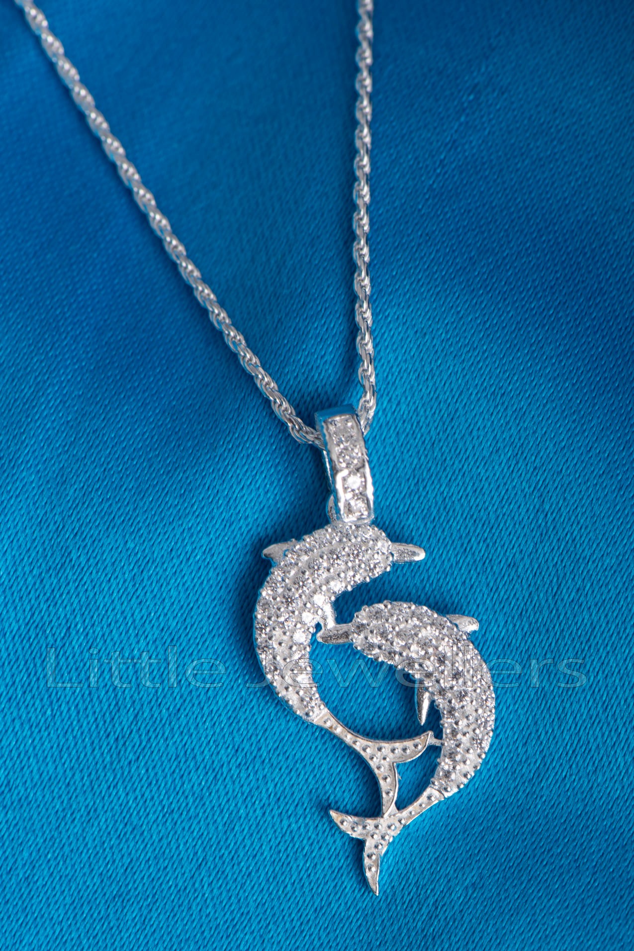 Double Dolphin intricate Pendant