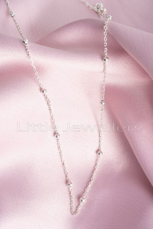 A Simple & Elegant Ladies Cable Chain Necklace Perfect For Everyday Wear