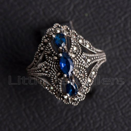 This vintage-style marcasite ring is the perfect combination of modern design and classic good looks.