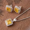 This large square shape and yellow cz stone necklace set adds a splash of color to any ensemble. It's an excellent way to add coordinating accessories to your wardrobe.