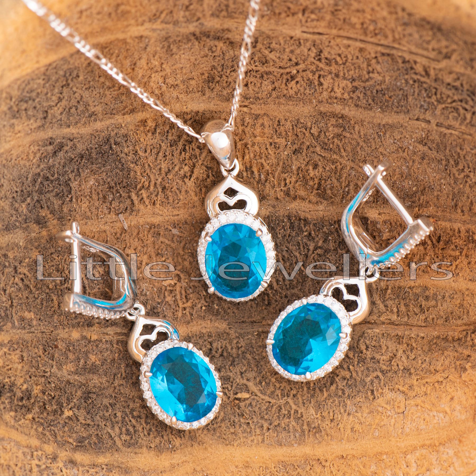 blue silver necklace set