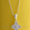 This lovely and simplistic flower pendant necklace is ideal for those who enjoy delicate and classic designs.