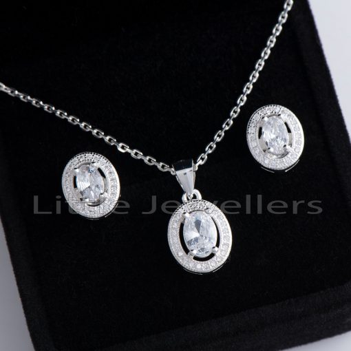Delight her with this stunning silver pendant and earring set strung from a strong cable chain.