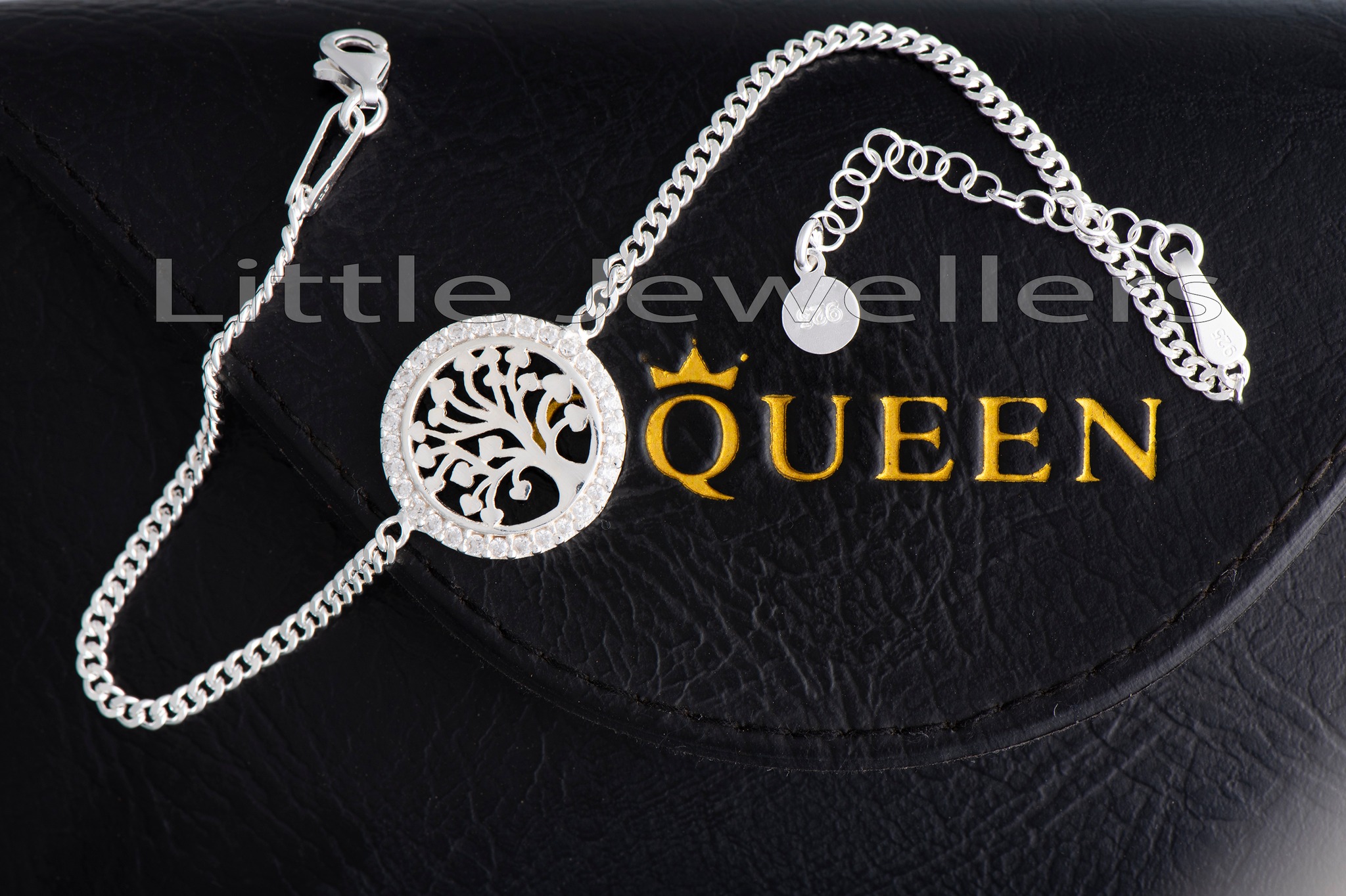 queen necklace