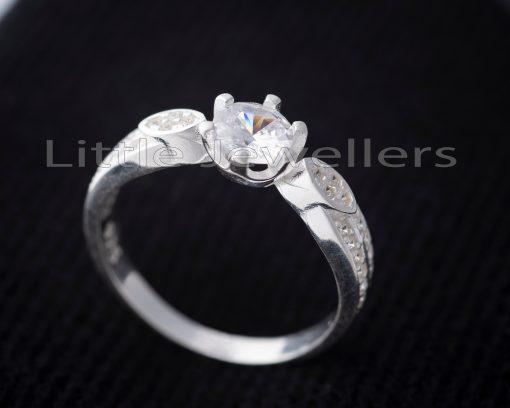 A finely crafted dazzling engagement ring for the love of your life