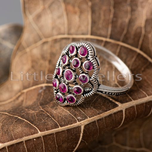 This opulent sterling silver ring is perfect for adding a dash of sparkle to your everyday look.