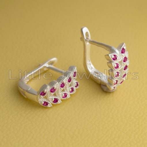 Achieve a stylish, chic look with these beautiful Pink Leaf Earrings! Comfortable and easy to wear, their unique design is perfect for pairing with other favorite earrings. Add a touch of elegance to your look today.